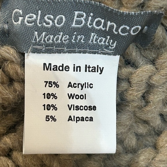 Gelso Bianco Firenze Wool Alpaca Knitted Turtleneck Ponch Sweater NWT OS - Picture 2 of 6